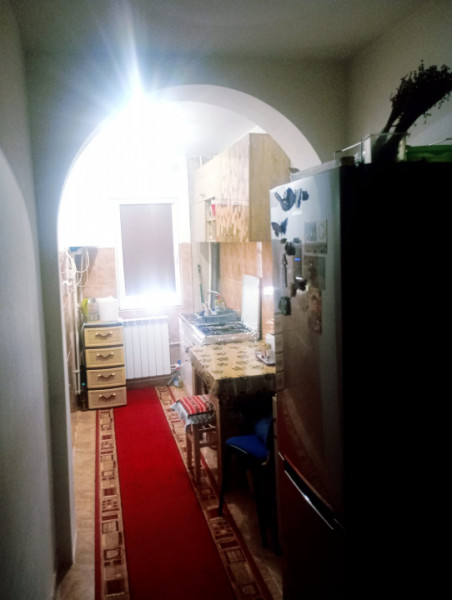 ZONA VEST- APARTAMENT DE 2 CAMERE , ETAJ 1, CENTRALA GAZ