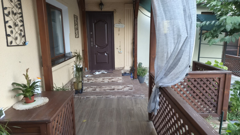 ULTRACENTRAL-CASA 4 CAMERE ,TEREN 677 MP, DESCHIDERE 27 MP, CENTRALA GAZ