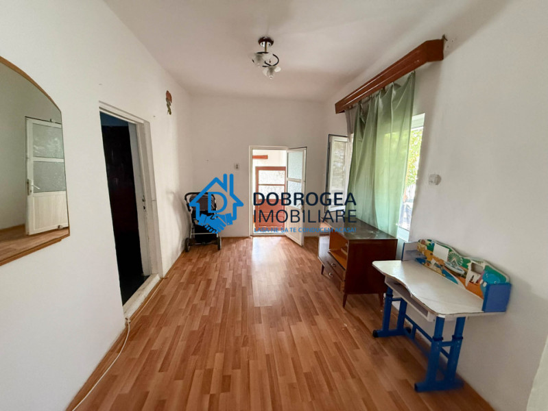 ZONA CENTRALA -CASA BATRANEASCA, TEREN 344 MP