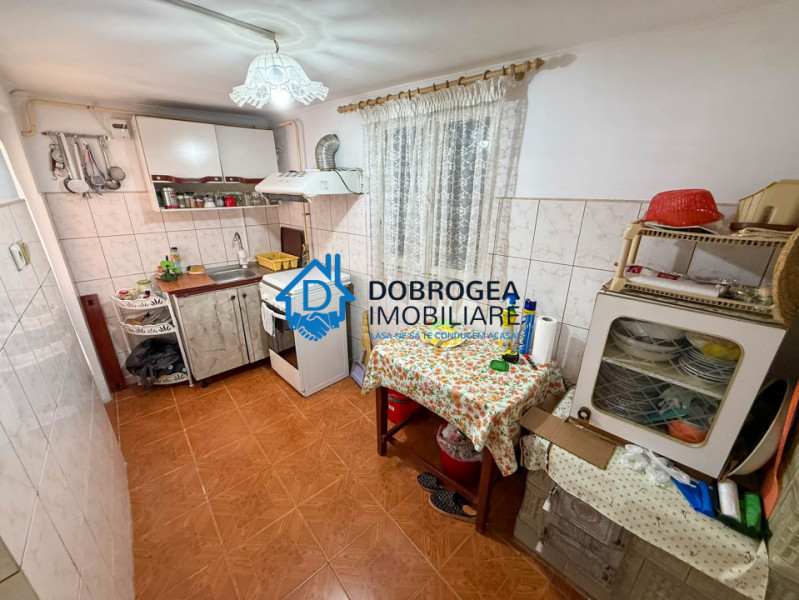  ZONA CENTRALA- CASA 6 CAMERE, TEREN 314 MP