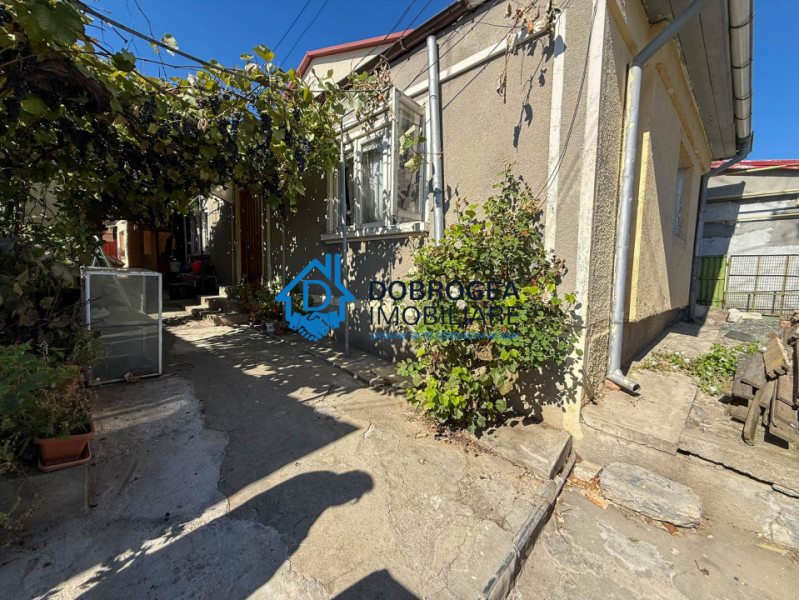  ZONA CENTRALA- CASA 6 CAMERE, TEREN 314 MP