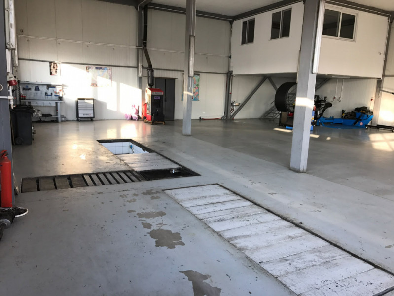 HALĂ DE ÎNCHIRIAT – 225 MP + TEREN 2.000 MP/SERVICE AUTO