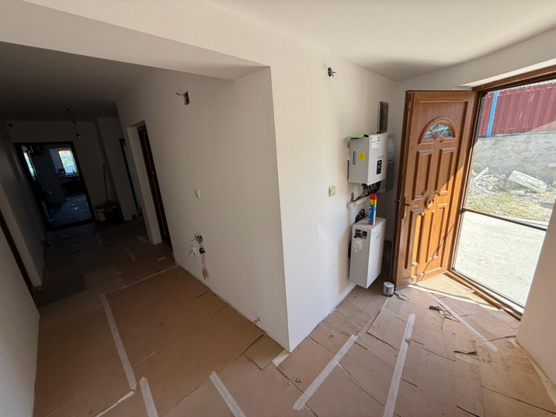 E3, casa noua, 2025 P+M, individuala, teren 368 mp, panouri fotovoltaice