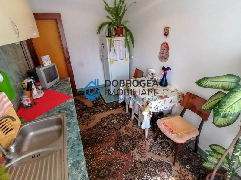 2 camere 39 mp, BIG, bucatarie mare, decomandat