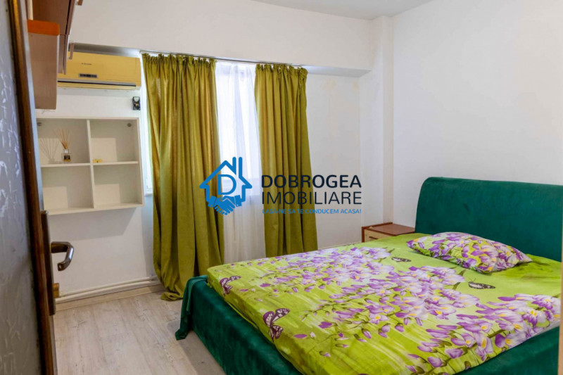 ZONA PELICAN- 3 CAMERE  SEMIDECOMANDAT
