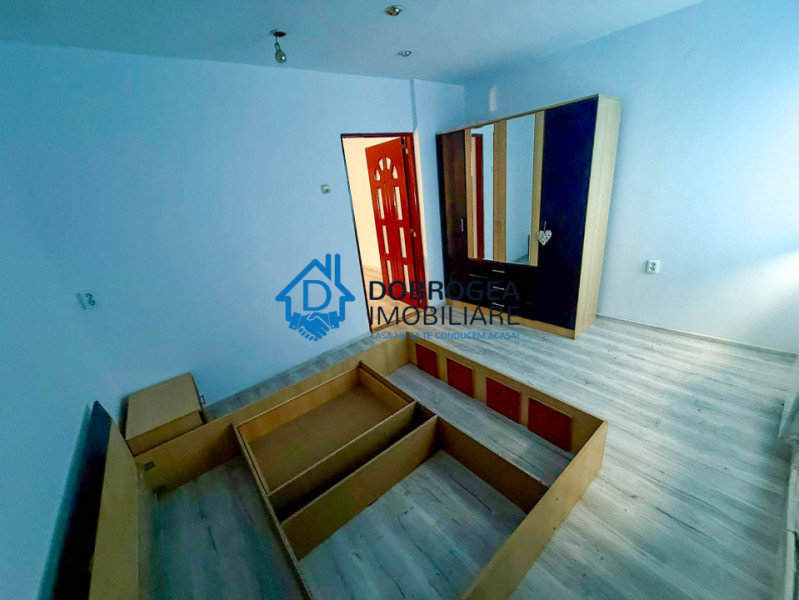  DE INCHIRIAT  VILA P+E - ZONA ALEXANDRU CEL BUN
