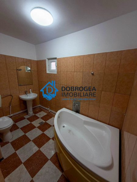  DE INCHIRIAT  VILA P+E - ZONA ALEXANDRU CEL BUN