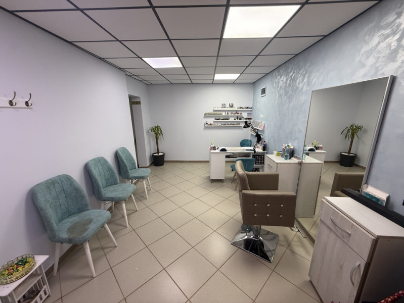 Spatiu Comercial - PACII, 2 camere, 30 mp, vad pietonal/ stradal, centrala gaz