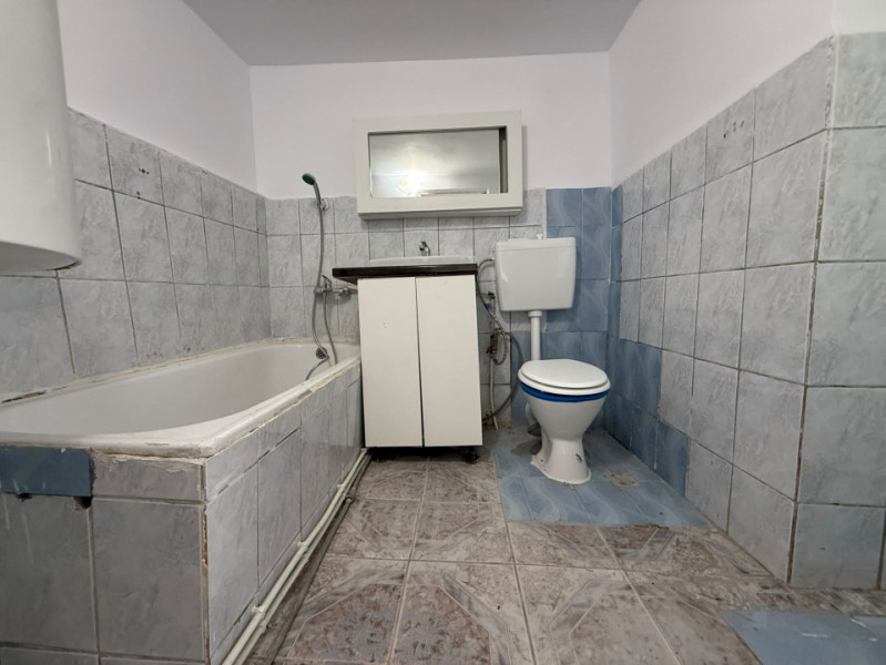 DE INCHIRIAT CASA 3 CAMERE ZONA GLORIEI