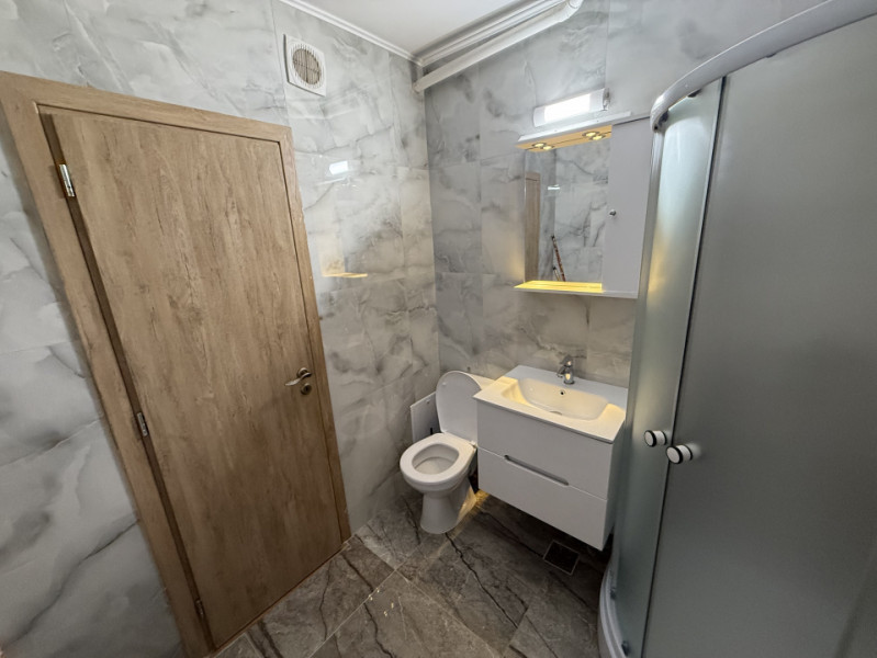 Ultracentral, renovat, mobilat-utilat, centrala