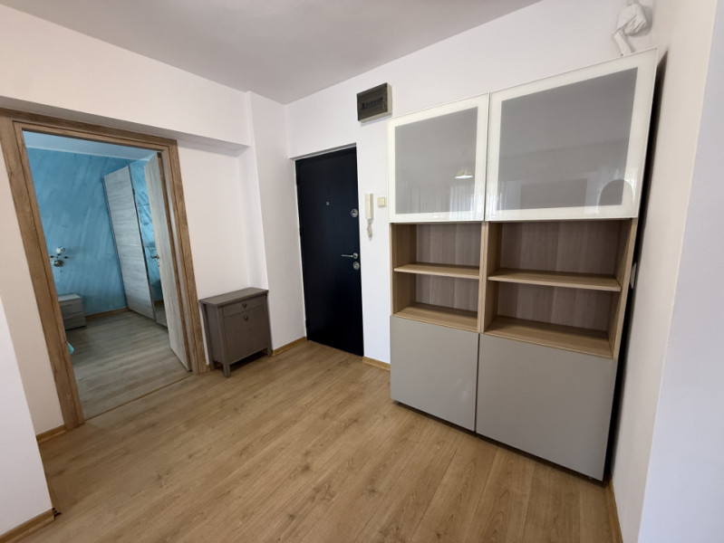 Ultracentral, renovat, mobilat-utilat, centrala