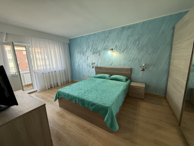 Ultracentral, renovat, mobilat-utilat, centrala