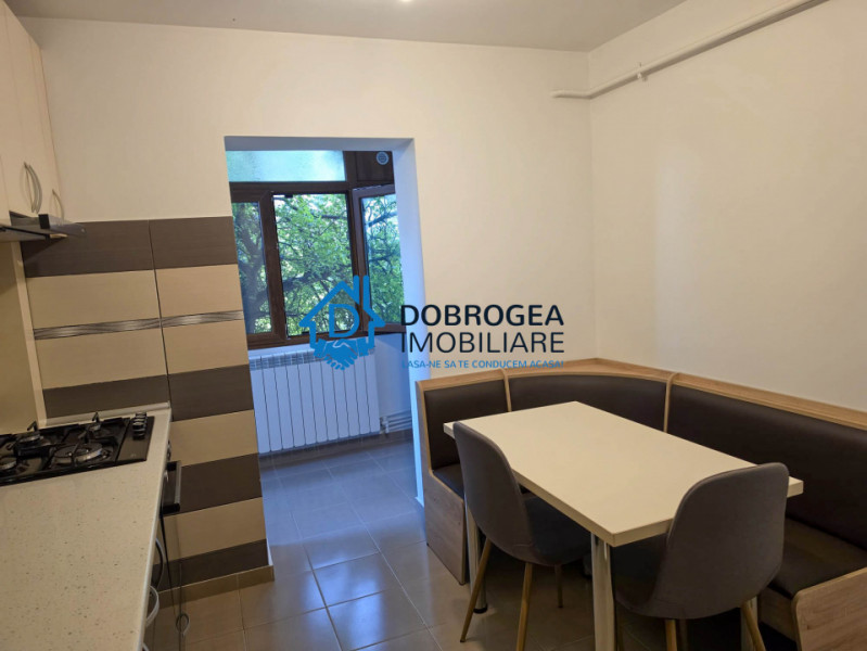ETAJ 1 , 3 CAMERE DECOMANDAT -ZONA E3 