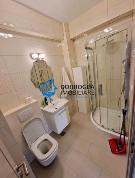 ZONA C5 - 2 CAMERE DECOMANDAT, ETAJ 2