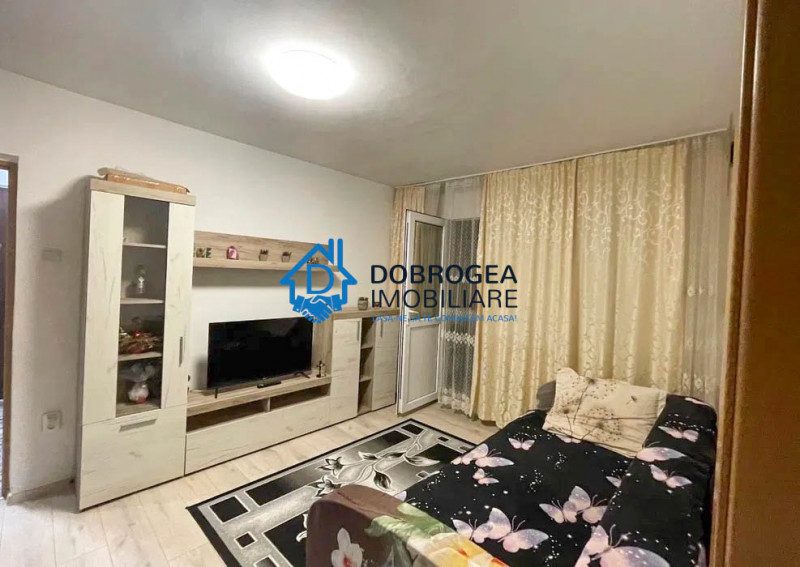 VEST- APARTAMENT 2 CAMERE ,CENTRALA GAZ