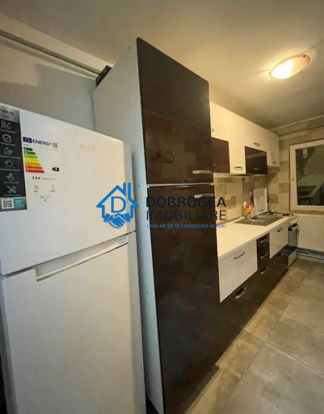 VEST- APARTAMENT 2 CAMERE ,CENTRALA GAZ