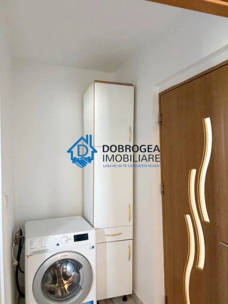 VEST- APARTAMENT 2 CAMERE ,CENTRALA GAZ