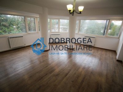 E3, 4 cam 107 mp, renovat, centrala pe gaz, AC, loc de parcare