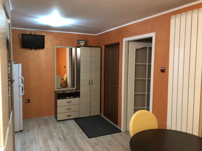 E3, 2 camere, renovat modern, mobilat si utilat complet, gaze