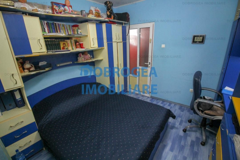 Portului, apartament 2 camere 54 mp, renovat, centrala pe gaz