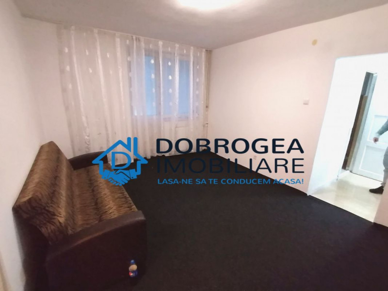 2 camere, et 1, balcon, Isaccei, partial renovat, semi mobilat