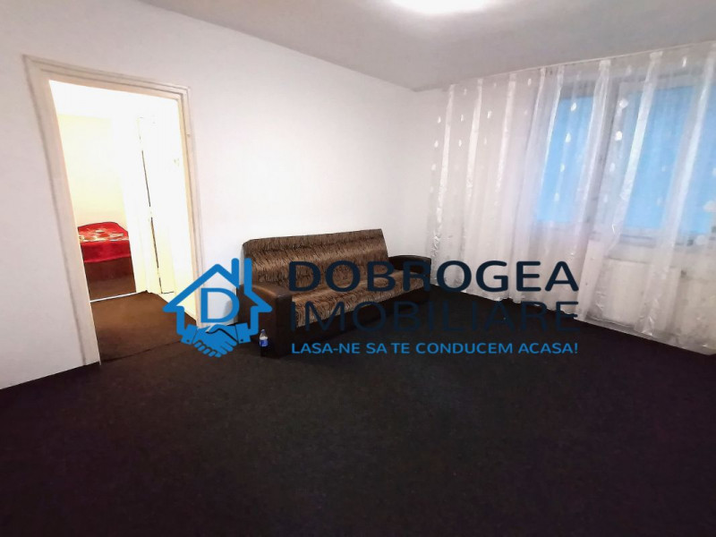 2 camere, et 1, balcon, Isaccei, partial renovat, semi mobilat