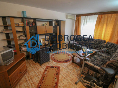 Spitalului, 2 camere, etaj 2, centrala proprie, aer conditionat