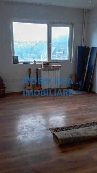 Sabinelor-C-uri, apartament 3 camere, 62 mp, centrala pe gaz