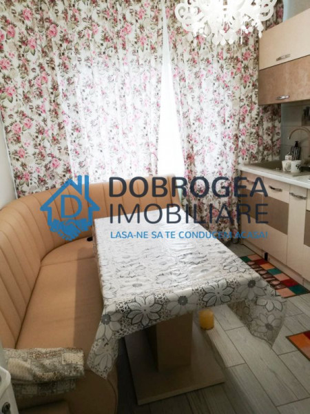 Alunisului, 3 camere, etajul 1, renovat, centrala proprie