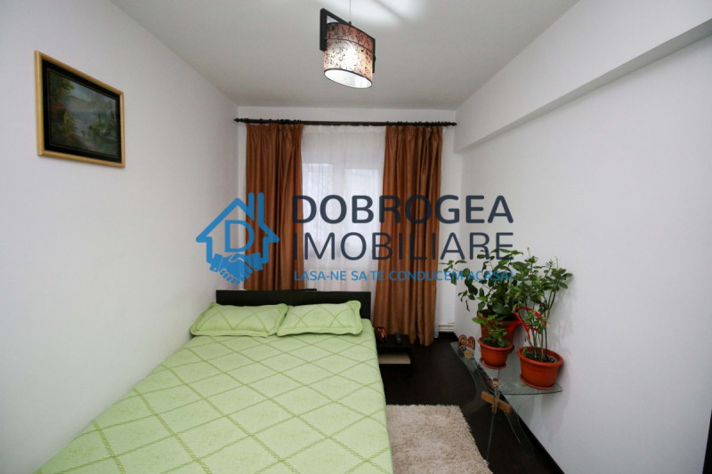 E3, 4 camere, decomandat, renovat total, centrala termica
