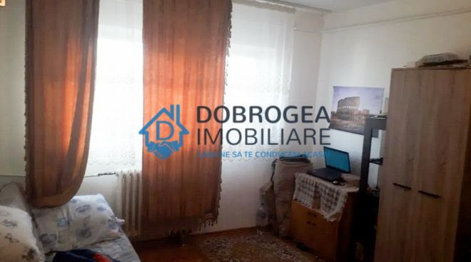 C5, 3 camere, etaj 4, mobilat