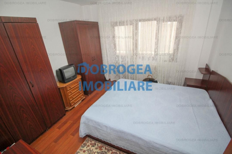 Victoriei, apartament 3 camere, 95 mp, parter inalt