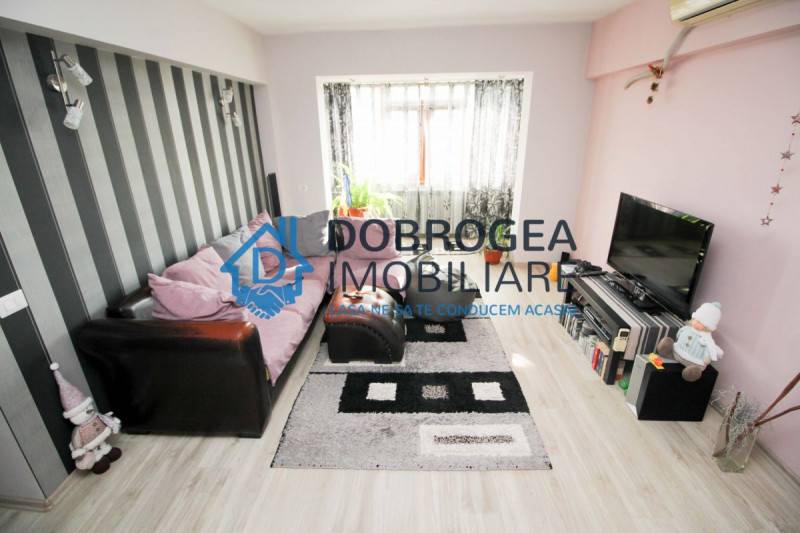 Zona ultracentrala, 3 camere, mobilat