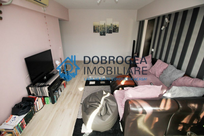 Zona ultracentrala, 3 camere, mobilat