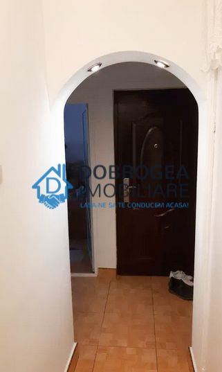 E3, 3 camere, etaj 3, centrala, mobilat