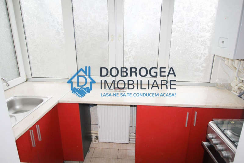 C5, 3 camere, decomandat, centrala, mobilat si utilat