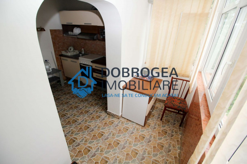 C5, 3 camere, decomandat, mobilat si utilat, 2 bai