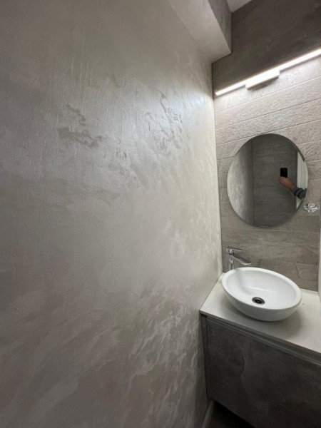 E3, 3 camere 100 mp, mobilat si renovat lux, parcare, centrala termica