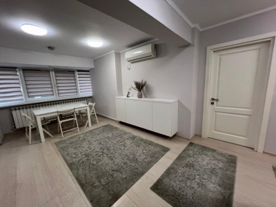 E3, 3 camere 100 mp, mobilat si renovat modern centrala, termica