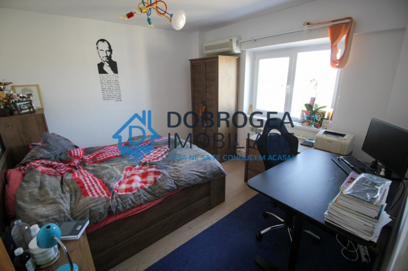 Duplex E3, 3 camere, 2 terase, centrala termica