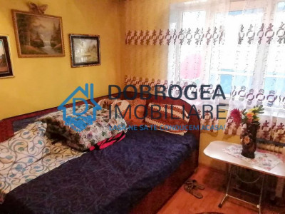 23 August, etaj 1, mobilata, utilata