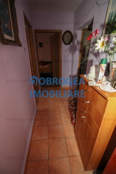 Faleza, apartament cu 3 camere, decomandat