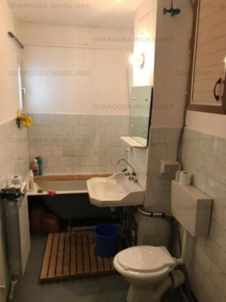 Sabinelor, apartament 3 camere, 68 mp, gaze si AC