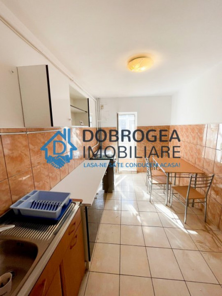 Str. Babadag, zona Sc. 5, 3 camere, decomandat, mobilat si utilat