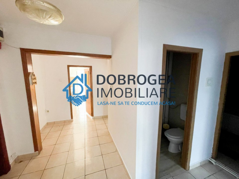 Str. Babadag, zona Sc. 5, 3 camere, decomandat, mobilat si utilat