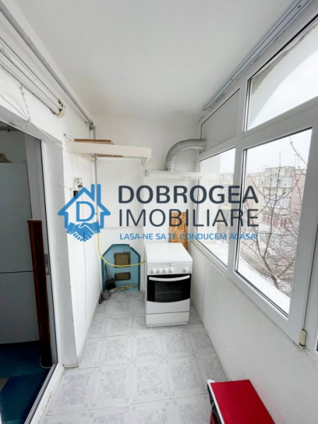 E3, 2 camere, decomandat, renovat