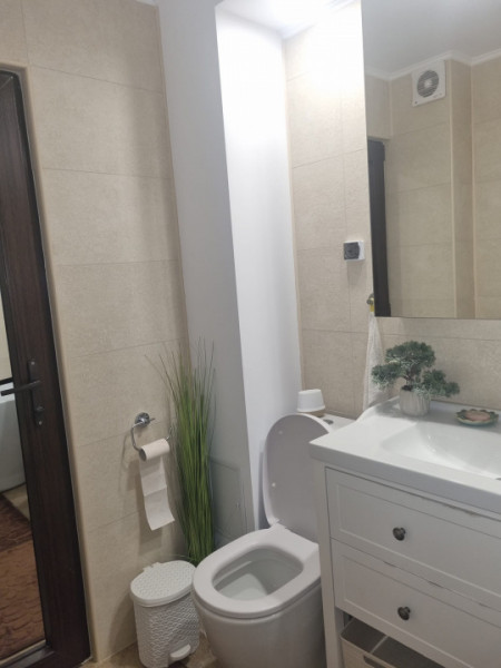 E3, etaj 2, decomandat, renovat, centrala termica