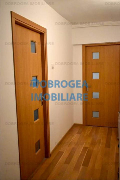 Palatul Copiilor, apartament 2 camere + mansarda 200 mp, renovat