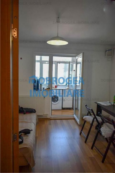 Palatul Copiilor, apartament 2 camere + mansarda 200 mp, renovat