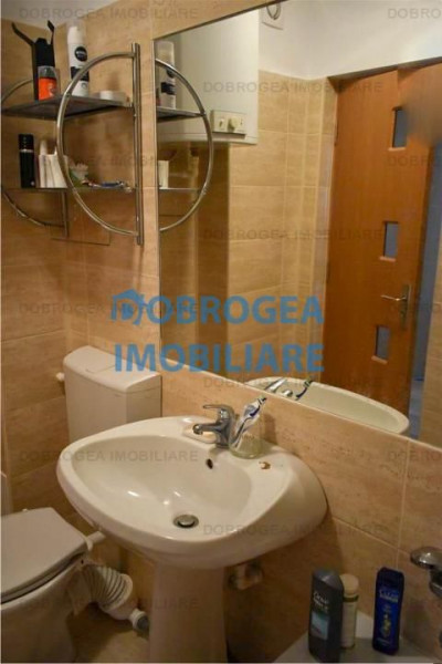 Palatul Copiilor, apartament 2 camere + mansarda 200 mp, renovat